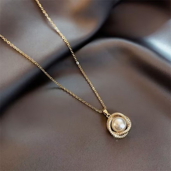 2025 New Luxury Red Pearl Pendant Necklace - Fashionable Chic Clavicle Chain with Elegant Design