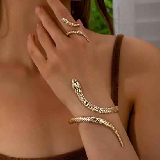 Gold Alloy Snake Shape Adjustable Ring Set, Fashionable and Statement-Making Women's Jewelry