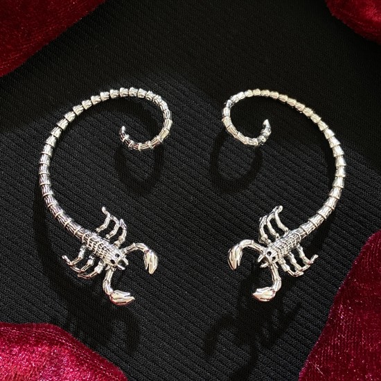 Gothic Dark Scorpion Ear Cuff - Punk Hip-Hop Creative Faux Scorpion Cartilage Earring, Alloy Material