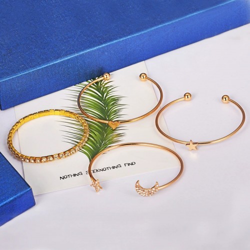 Minimalist Chic Star and Moon Diamond-Studded Heart & Star Bangle Set – 4-Piece Bracelet Set