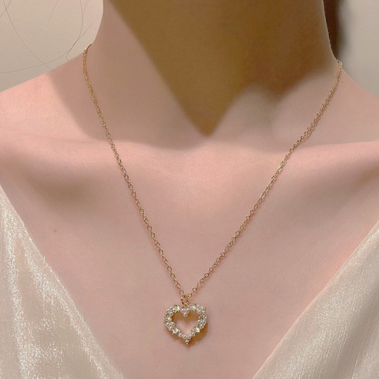 Simplistic Heart Pendant Necklace & Valentine's Day Necklace