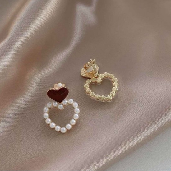 Vintage Pearl Clip On Earrings, No Piercing Design, Stylish and Elegant Earrings