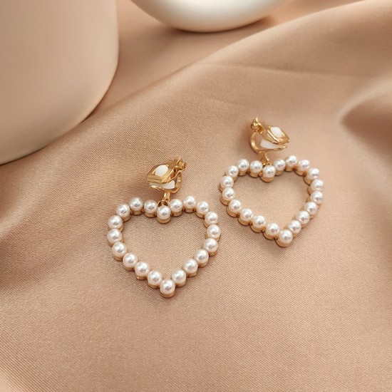 Vintage Pearl Clip On Earrings, No Piercing Design, Stylish and Elegant Earrings