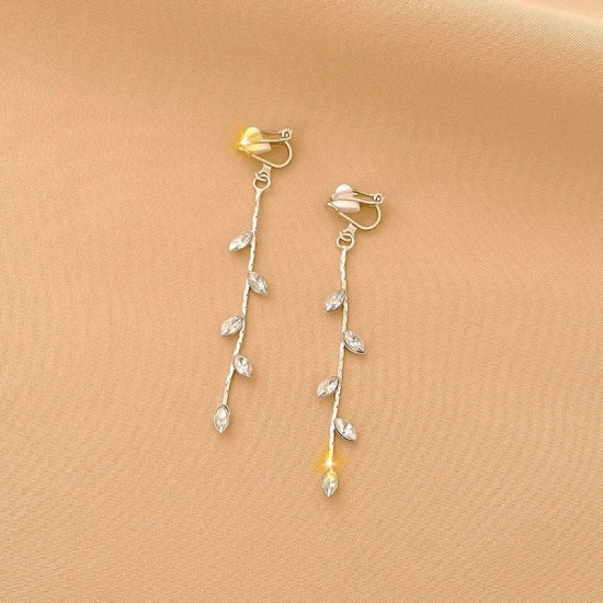 Vintage Pearl Clip On Earrings, No Piercing Design, Stylish and Elegant Earrings